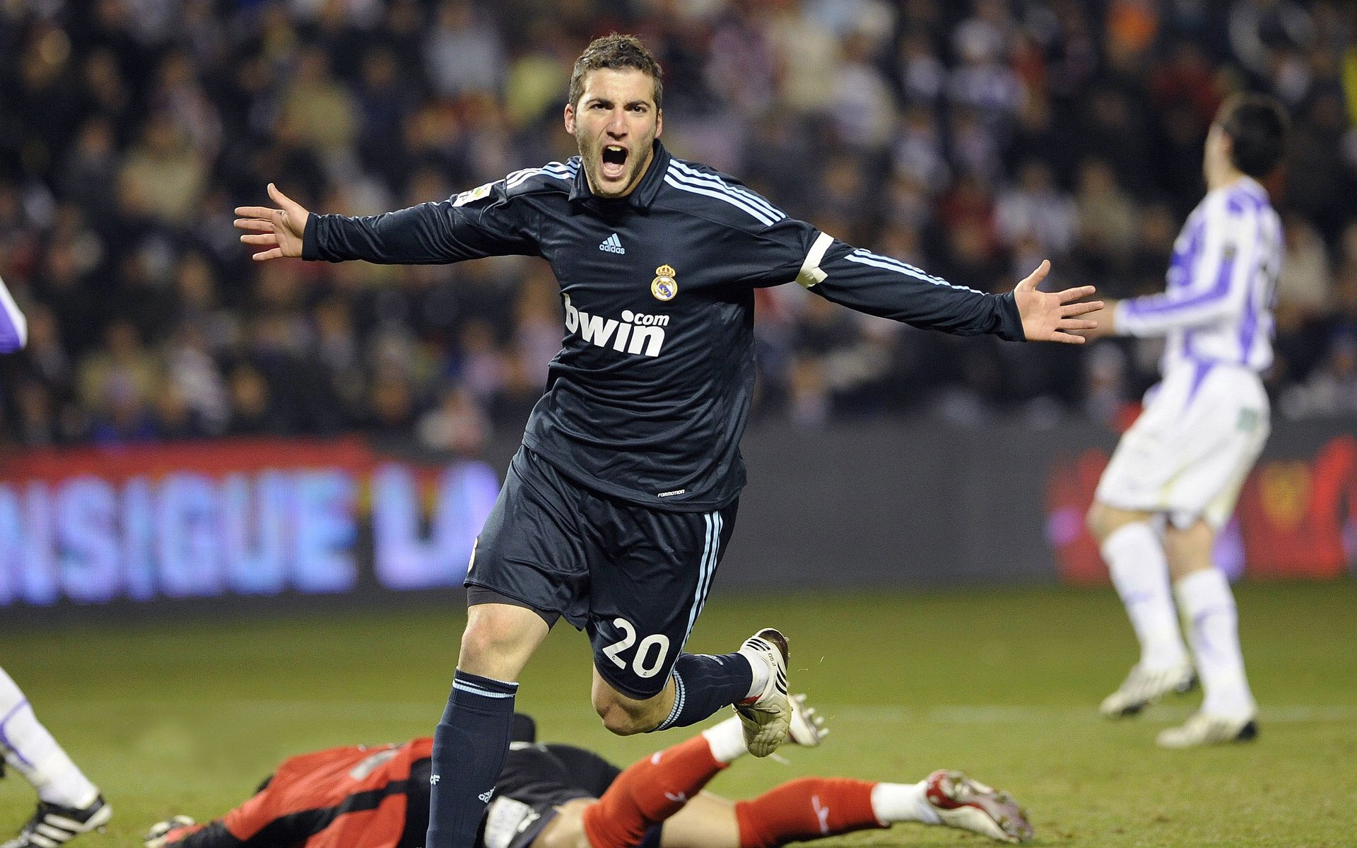 欧冠中最“冷门”的球队，难以预料的黑马奇迹，欧冠最大冷门